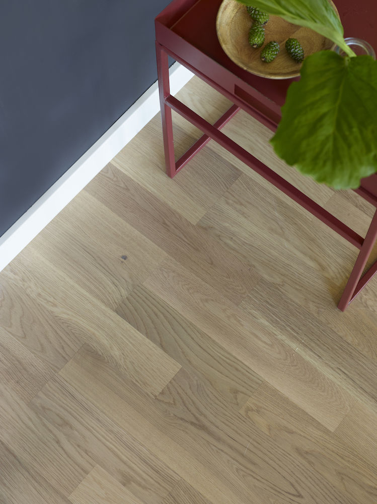 Saga Classic Hvit Eik Parkett
